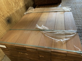 Ca. 168x Guyana Teak Planken Geschaafd, 25x145mm, lengte 125cm